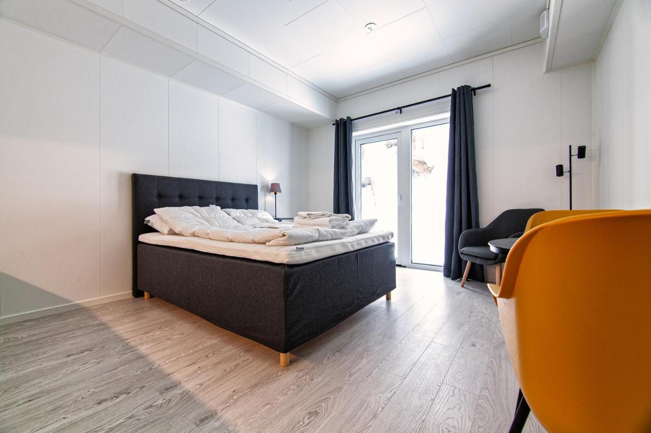 Stylish And Serviced Studio Apartment In Lofoten Сволвер Екстериор снимка